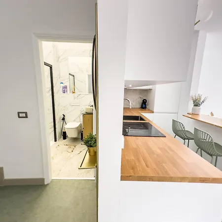 Infinity Ocean View Апартаменты *