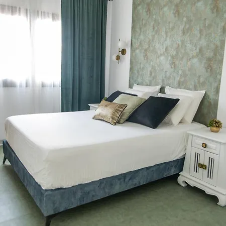 Infinity Ocean View Апартаменты Адехе