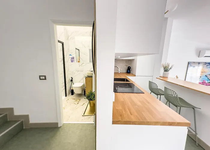 Infinity Ocean View Daire *