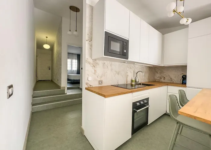 Infinity Ocean View Daire *